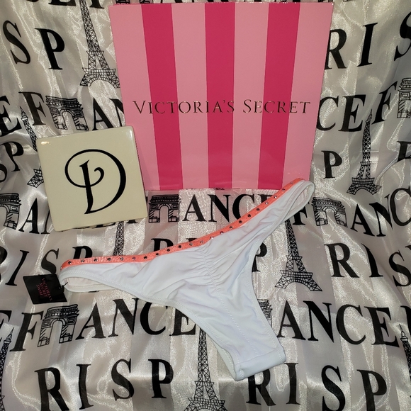 Victoria's Secret Swimwear Bottom Brazilian Hi-Rise Studded Cheeky NWT - Picture 2 of 5